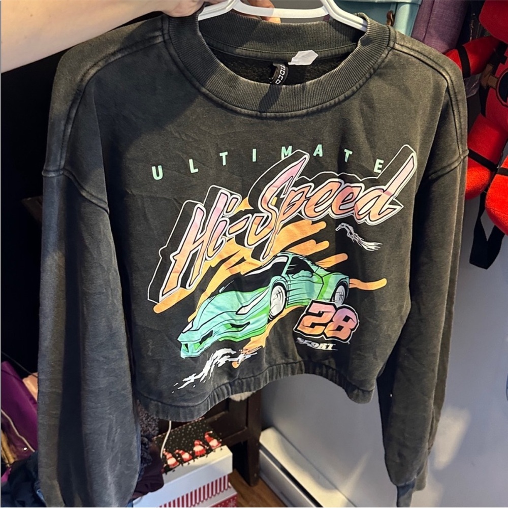 Hi-Speed Graphic Cropped Sweatshirt